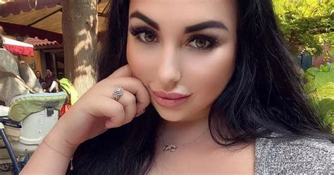 Woman with natural 34KK boobs shares disturbing messages .